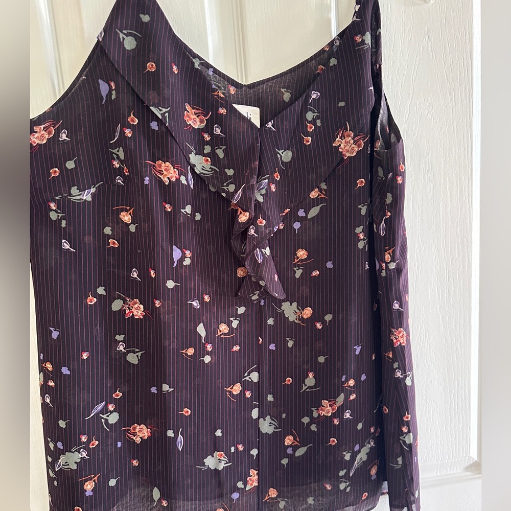 CAbi, large purple flower tank. Cami
